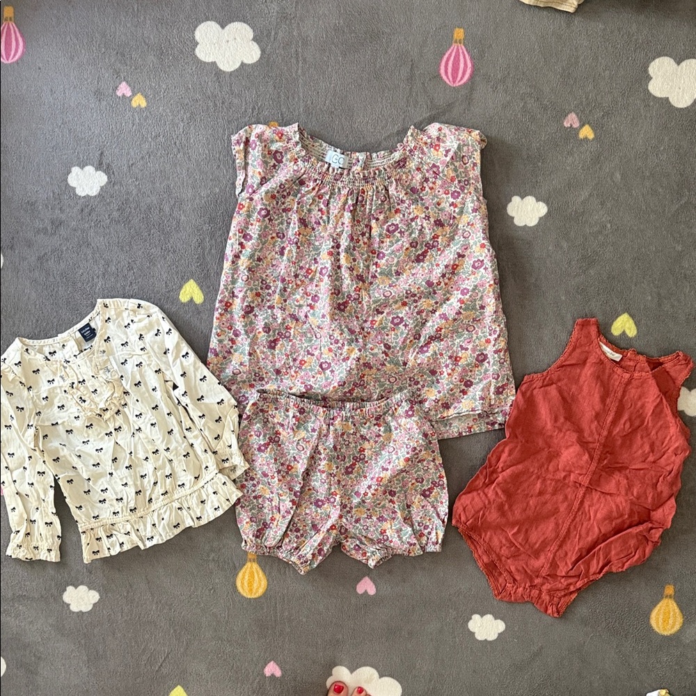 GAP Cream and Black Bow Toddler Top
